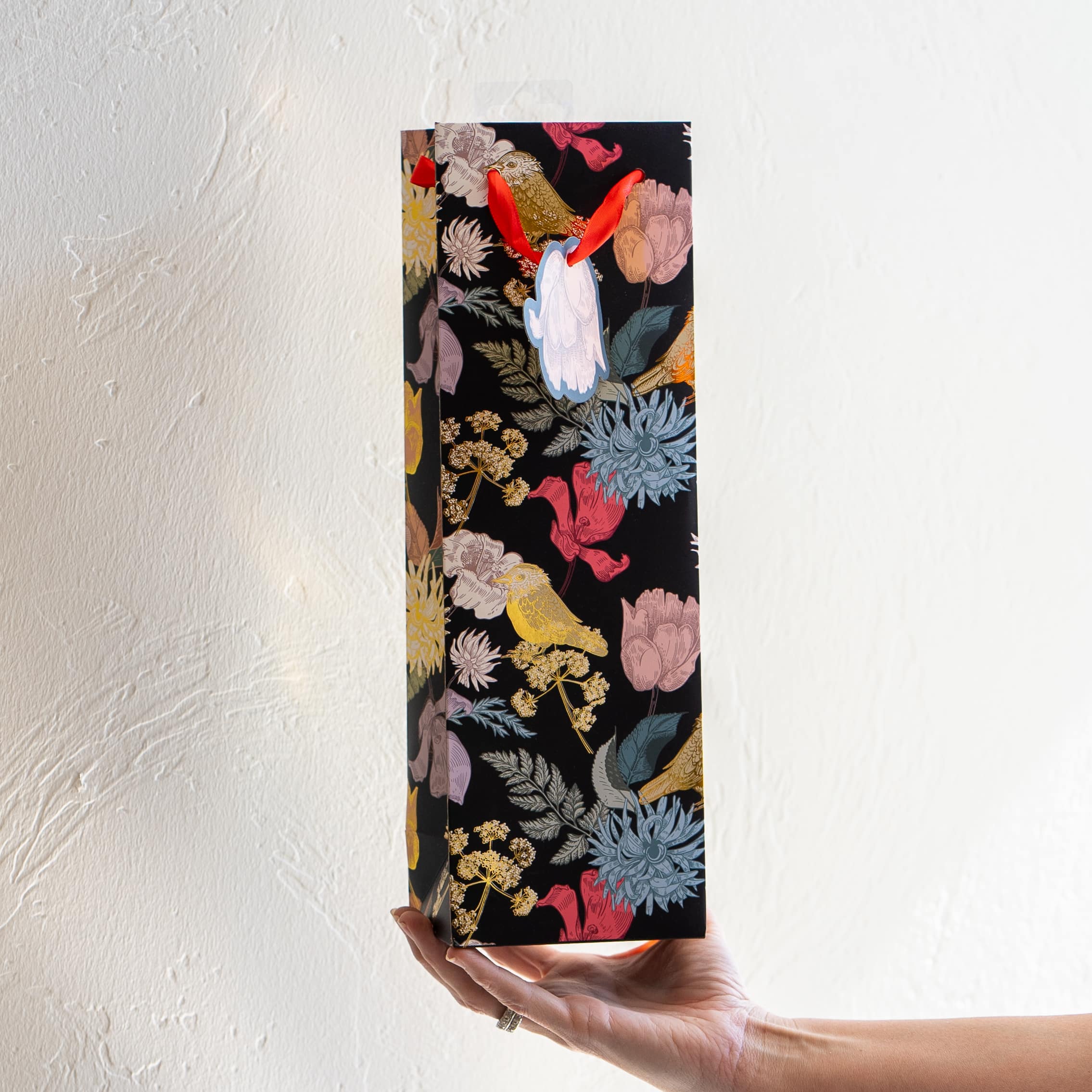 Wine Gift Bags: Dark Garden Party - Image 2